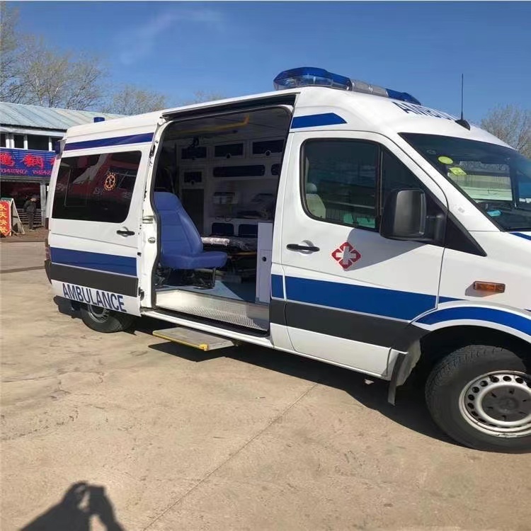 遂溪私人长途救护车出租转院回家